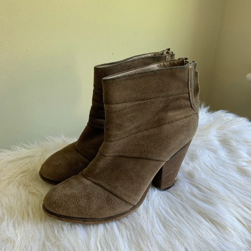 Steve Madden Arrena leather boots size 8M